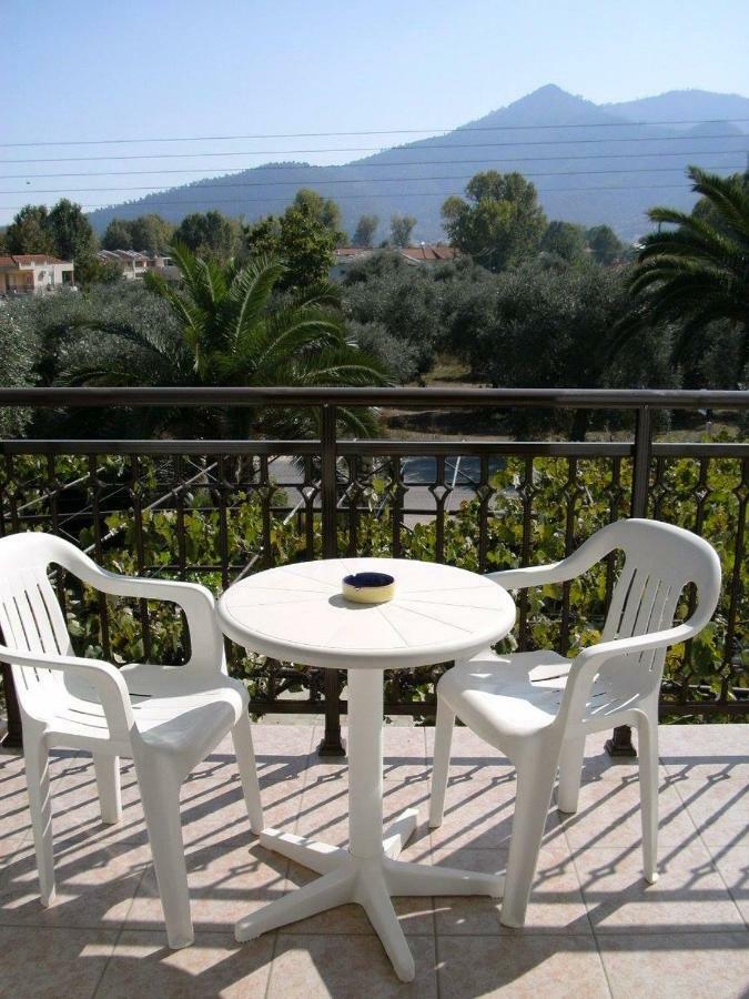 Hotel George Chrisi Ammoudia Exterior foto