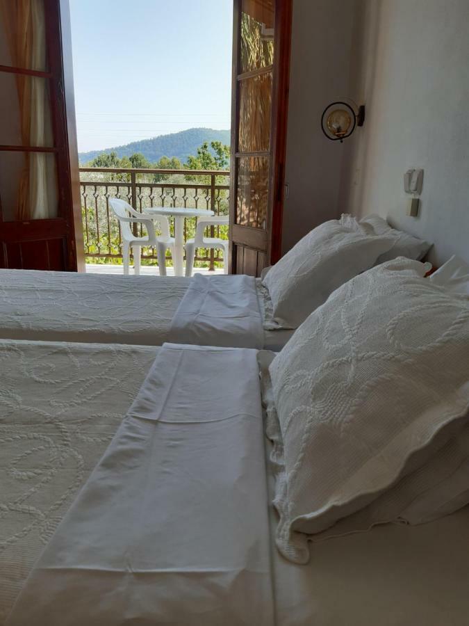 Hotel George Chrisi Ammoudia Exterior foto